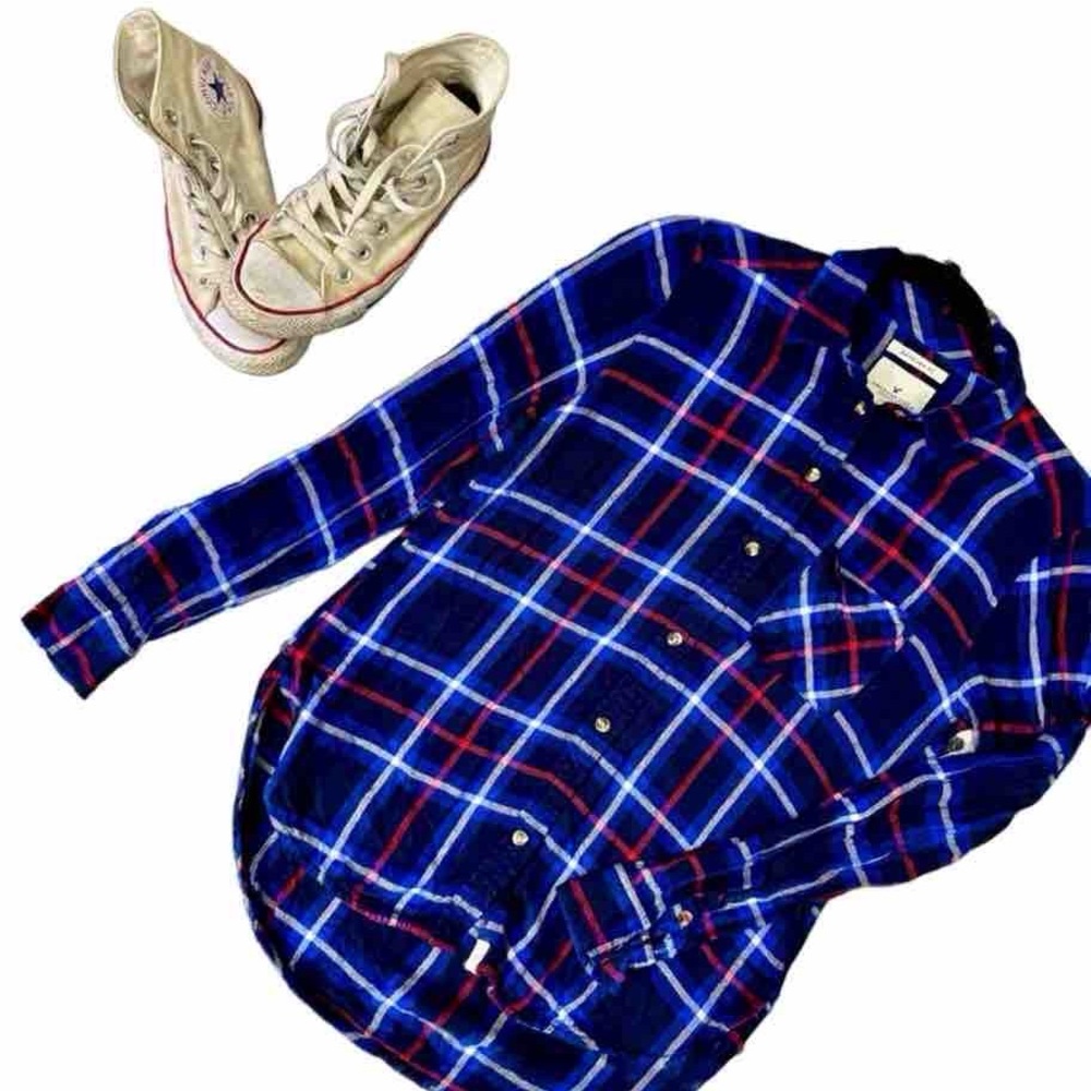 American Eagle Boyfriend Fit Flannel Button Up XS